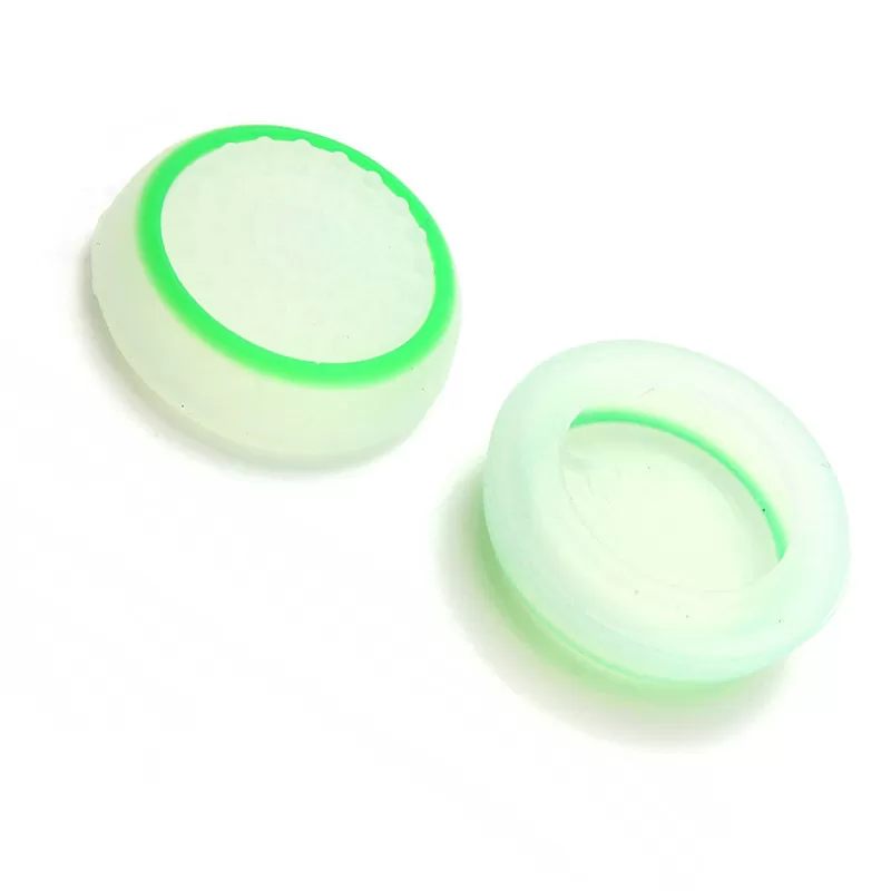 INF Lysande spelstyrspaksskydd för PS4/Xbox - 4-pack