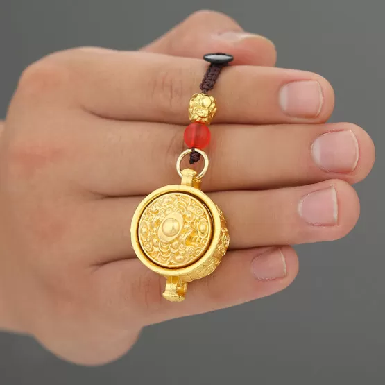 INF Lyckobringande nyckelring med kinesisk zodiakens förmögenhetskruka och Pixiu-amulett model 1