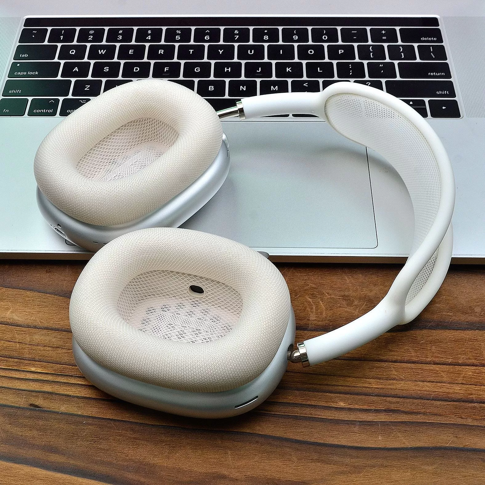 INF Öronkuddar för Apple AirPods Max, 2-pack Vit