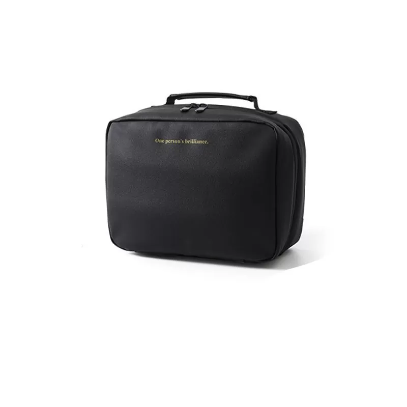 INF Rymlig Necessär i PU-Läder Svart