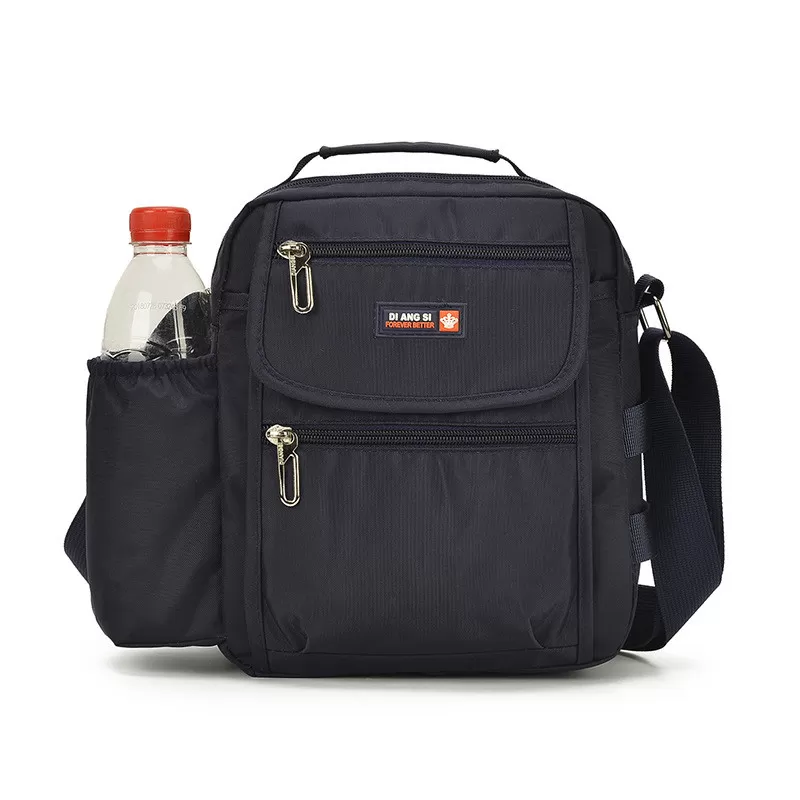 INF Herrväska med vattenflaskhållare Svart