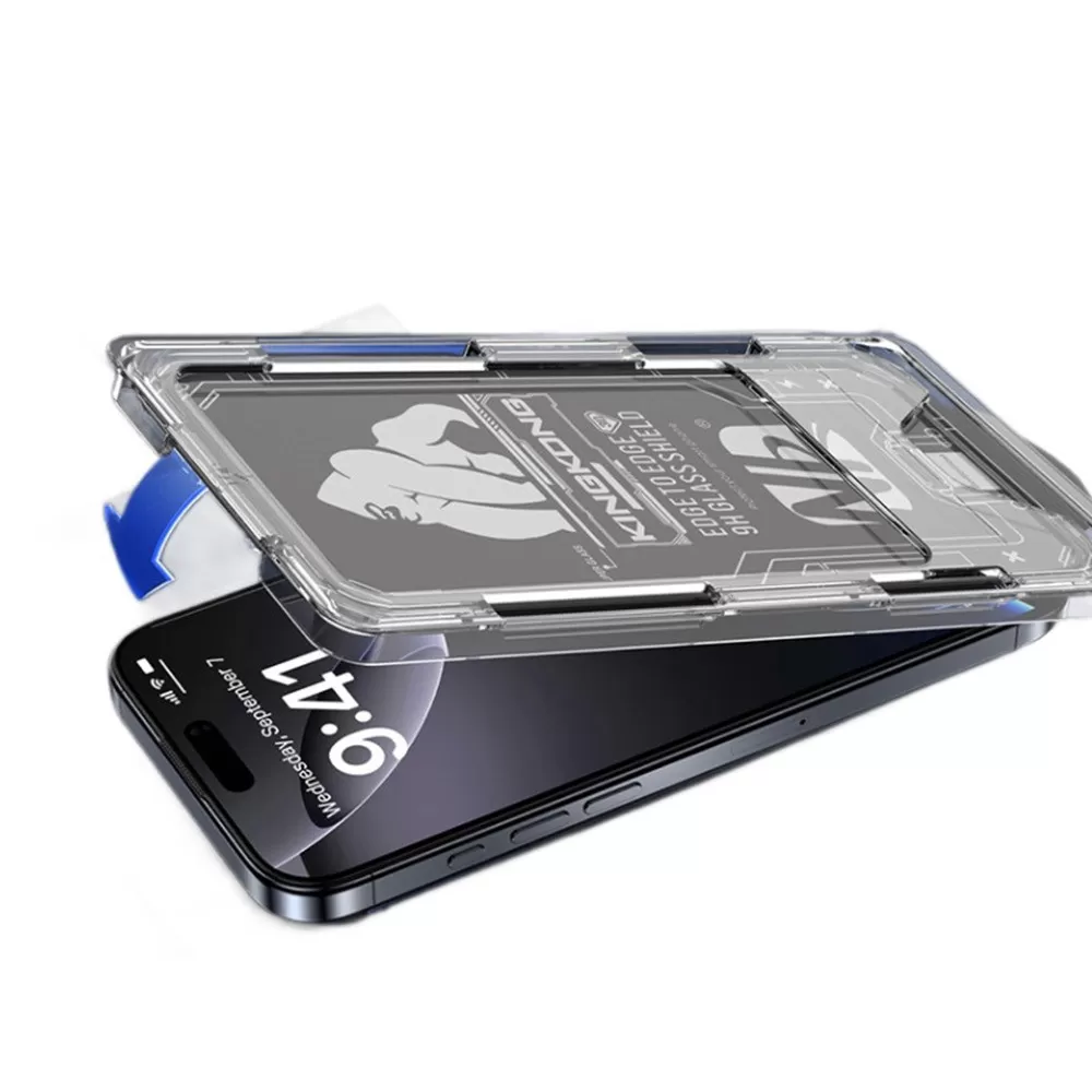 INF Härdat glasskydd med dammfri applikator för iPhone 13 Pro Max/14 Plus (3-pack)