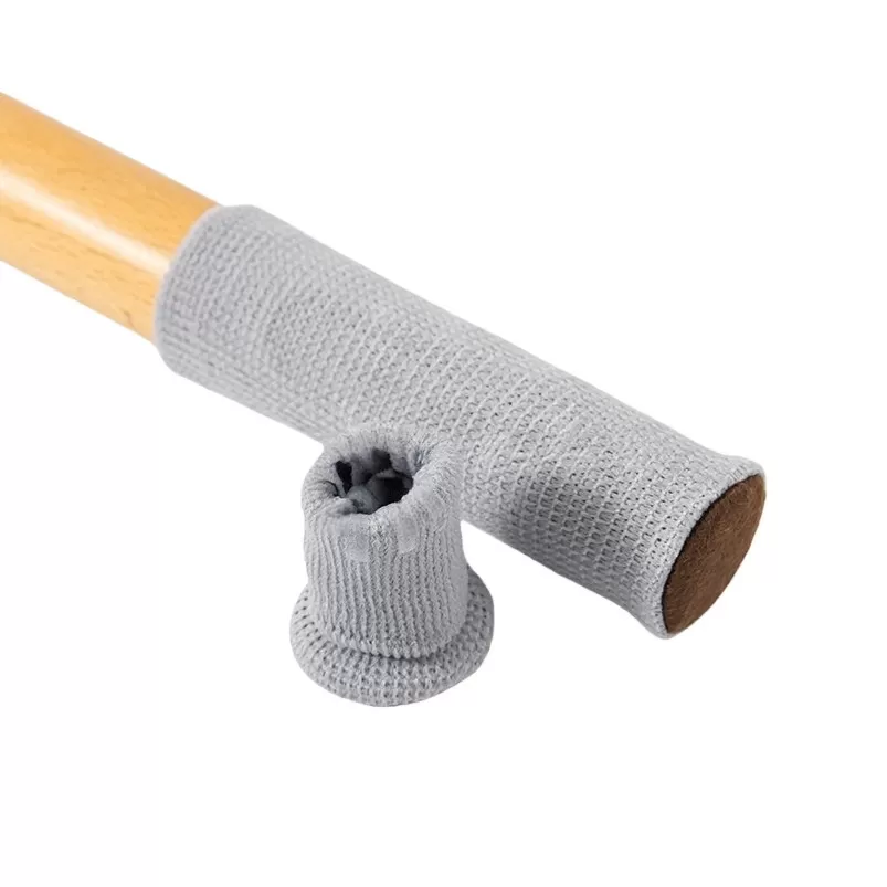 INF Set med 4 stickade stolsbensstrumpor - Grå ull & silikon möbelbenskydd