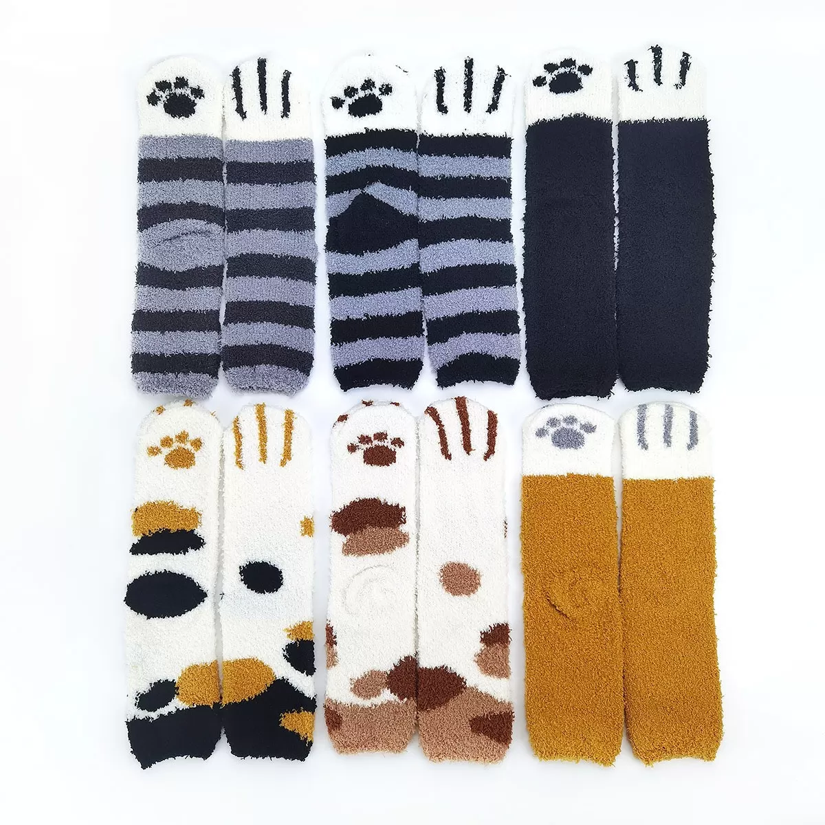 INF Fluffiga kattstrumpor med kattassar 6 olika par